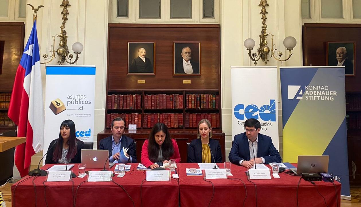 CED presenta su libro: “Partidos Políticos en Chile: Aportes y propuestas para su fortalecimiento y modernización”